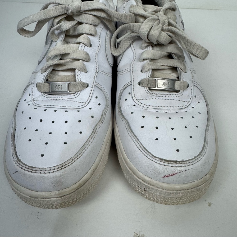 Nike AF1 Air Force 1 Classic White Sneakers - Picture 3 of 8